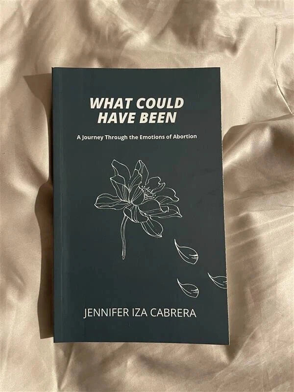 Lo que podría haber sido - Por Jennifer Iza Cabrera - Libro físico en rústica